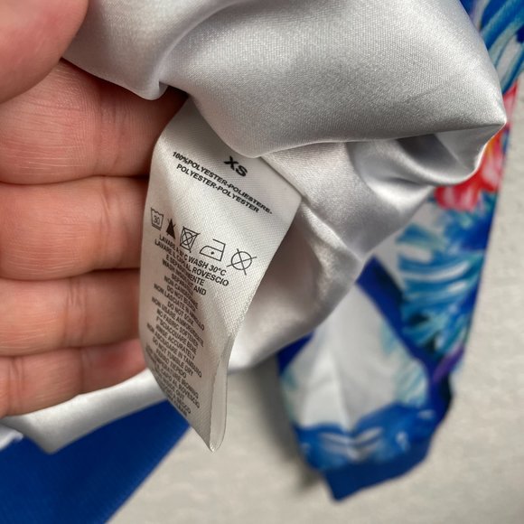 Plums Looney Tunes Jacket Womens XS Blue Tweety Bird Bomber Full Zip Front - Picture 9 of 11